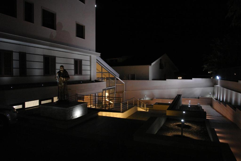 Hotel Corona San Giovanni Rotondo Esterno foto