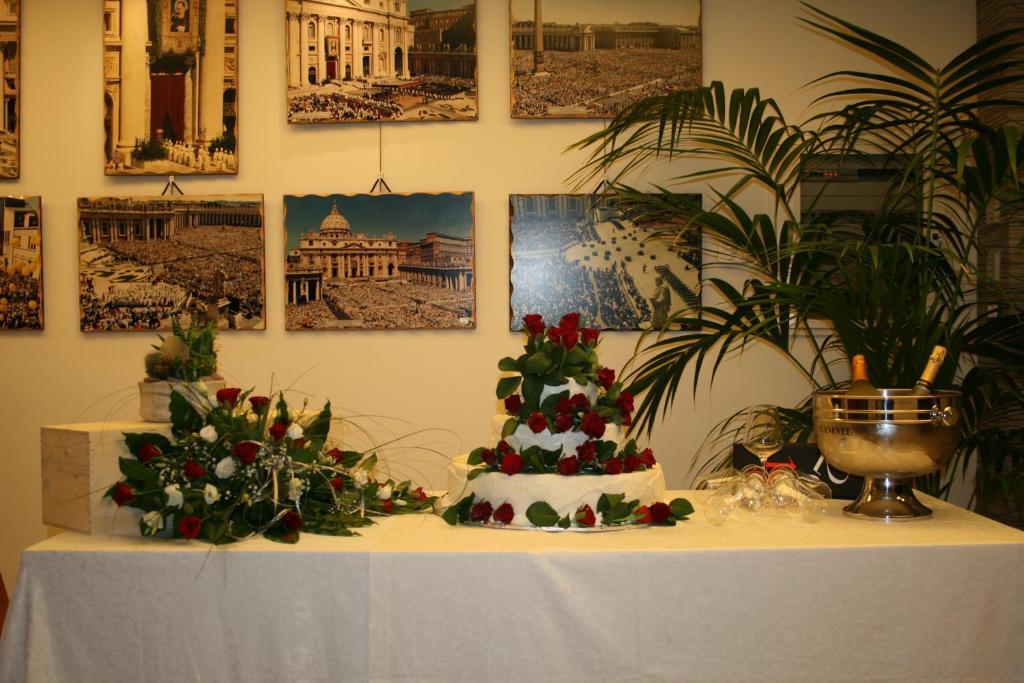 Hotel Corona San Giovanni Rotondo Esterno foto